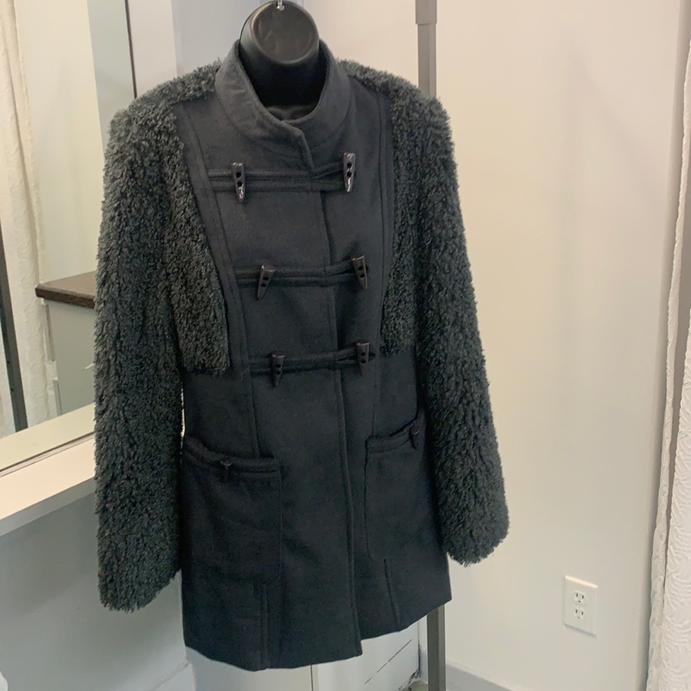 Monoreno jacket in gray. Brand new, with tags. Super stylish coat, soft & cozy!